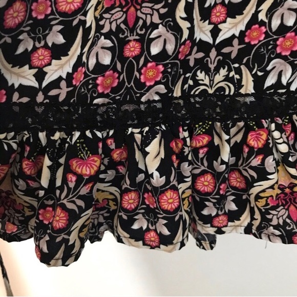 Band of Gypsies Bell Sleeve Dress W/Pockets - Picture 3 of 6